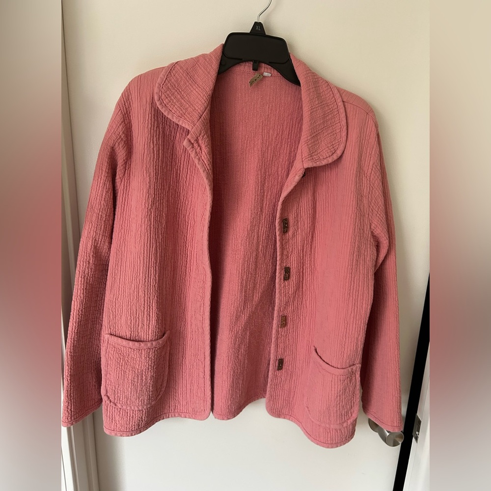 BY JJ- Women's Pink Cotton Textured Button-Front Jacket